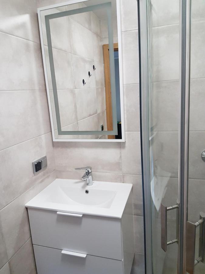Villa U Przyjaciol ريوا المظهر الخارجي الصورة